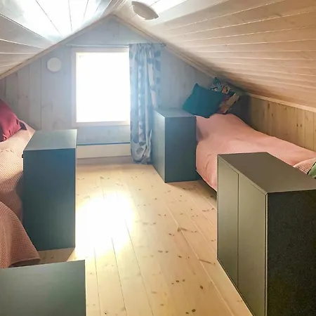 3 Bedroom Stunning In Дом отдыха *
